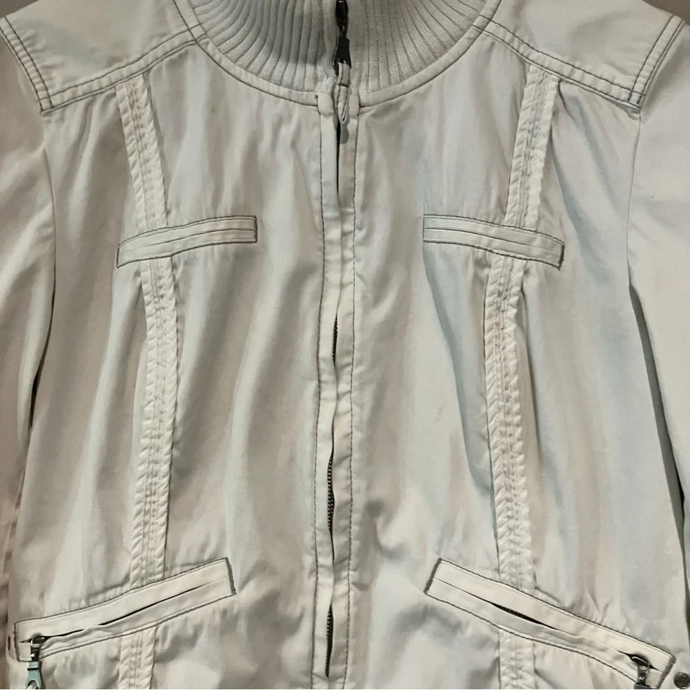 LOFT Ann Taylor Women's Cream Bomber Jacket Size 8 - Picture 6 of 16